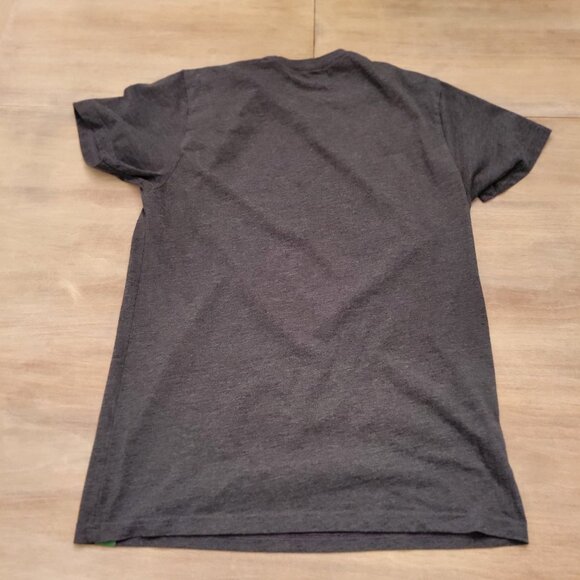 Wild Tribute 4 The Parks T Shirt Mens Medium Charcoal Gray Maximus Dog CO - Picture 2 of 8